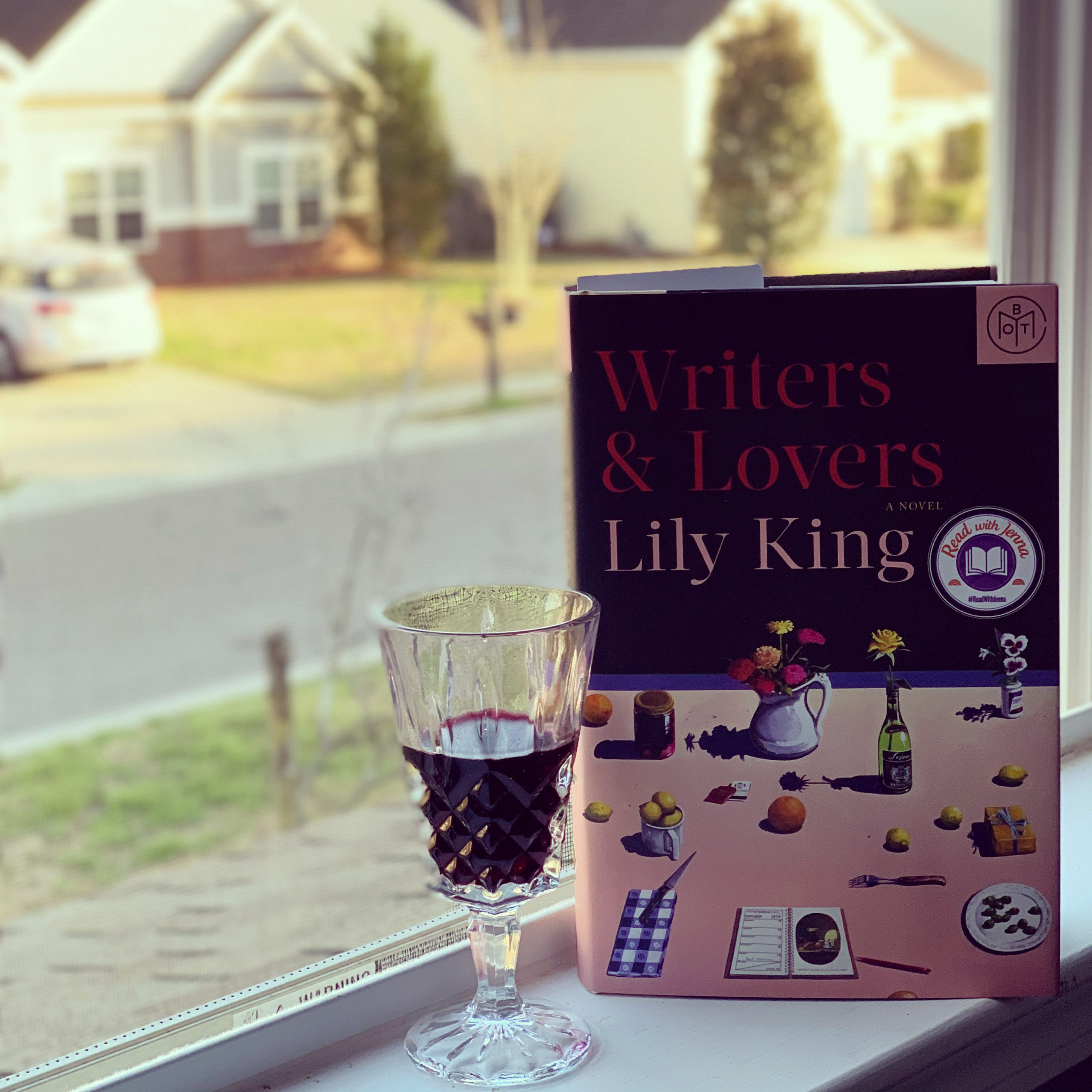 Writers & Lovers by Lily King #bookreviews #brandisbookcorner #beingfibromom